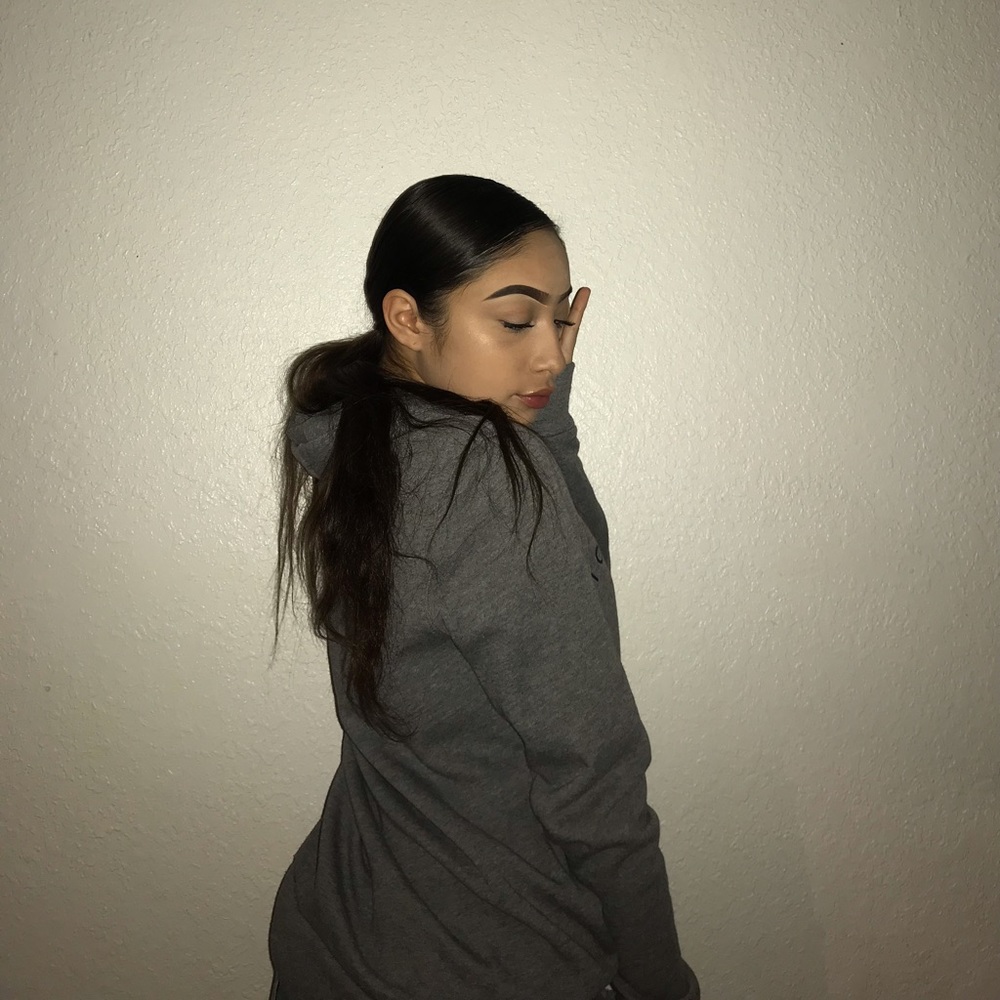 Meet your Posher, Alyssa